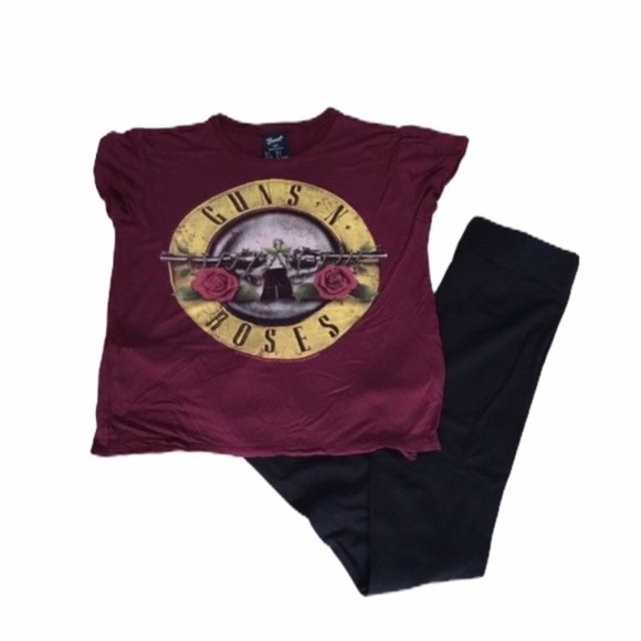 Tops - Guns n roses crop top Sz S